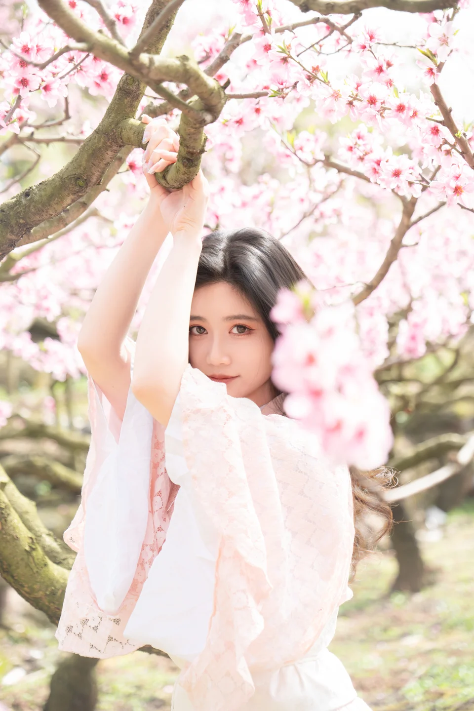 年年 - 漫花 [86P-595MB] tg@simisebaisi 【丝足阁】045.webp